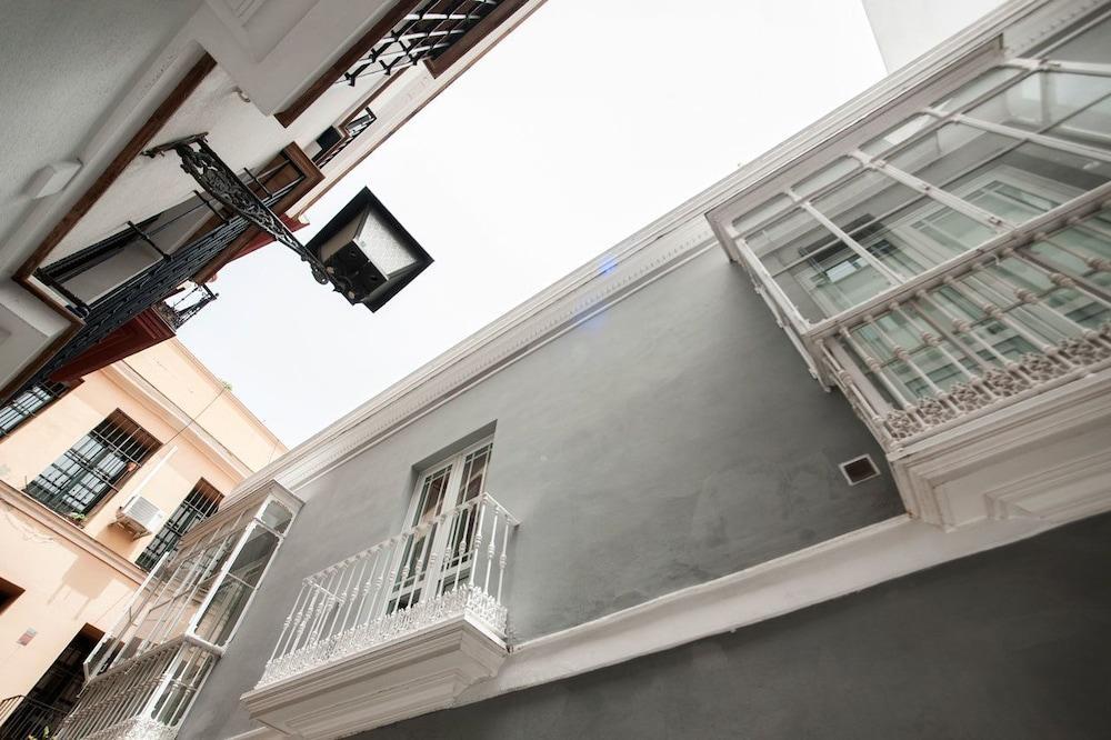 Singular Siete Revueltas Apartamento Sevilha Exterior foto